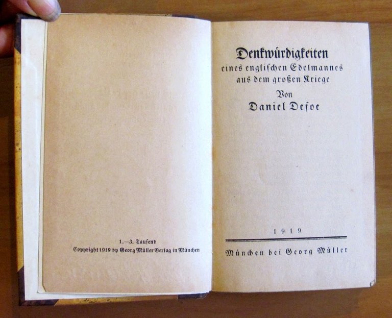 Denkwurdigkeiten eines englischen edelmannes aus dem groben Kriege, 1919