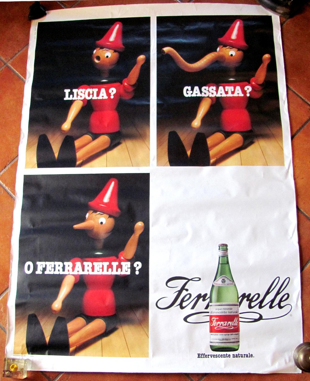 Grande Manifesto Pubblicitario 1982 - PINOCCHIO Liscia, Gassata o Ferrarelle? …