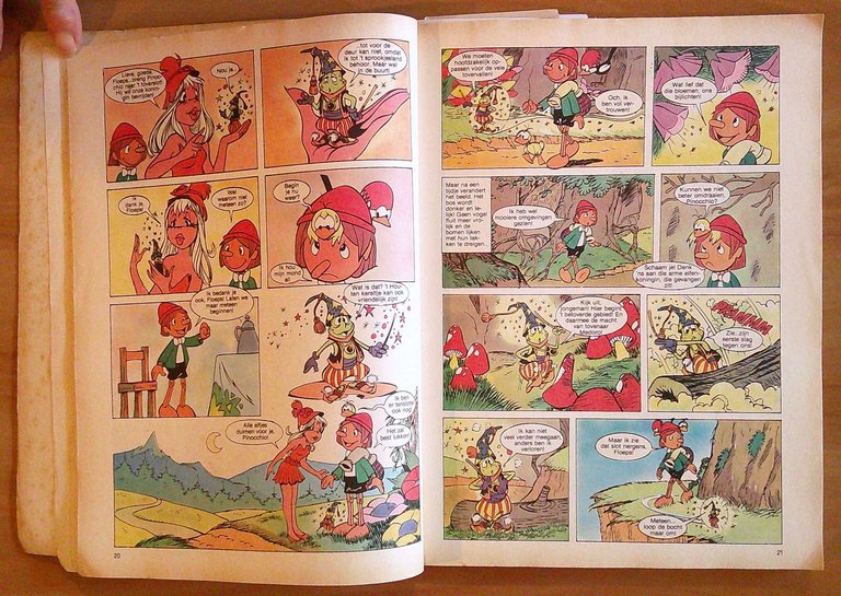 GROOT TELEVISIE-STRIPBOEK - Classics N.1 con PINOCCHIO, HEIDI, MAJA
