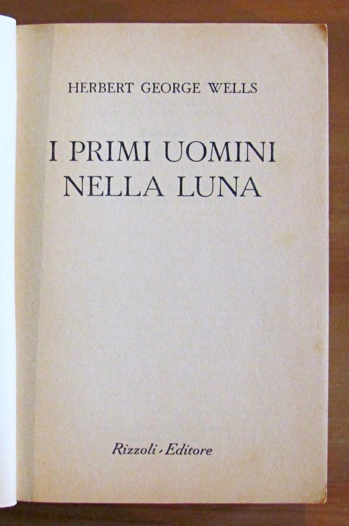 I PRIMI UOMINI NELLA LUNA