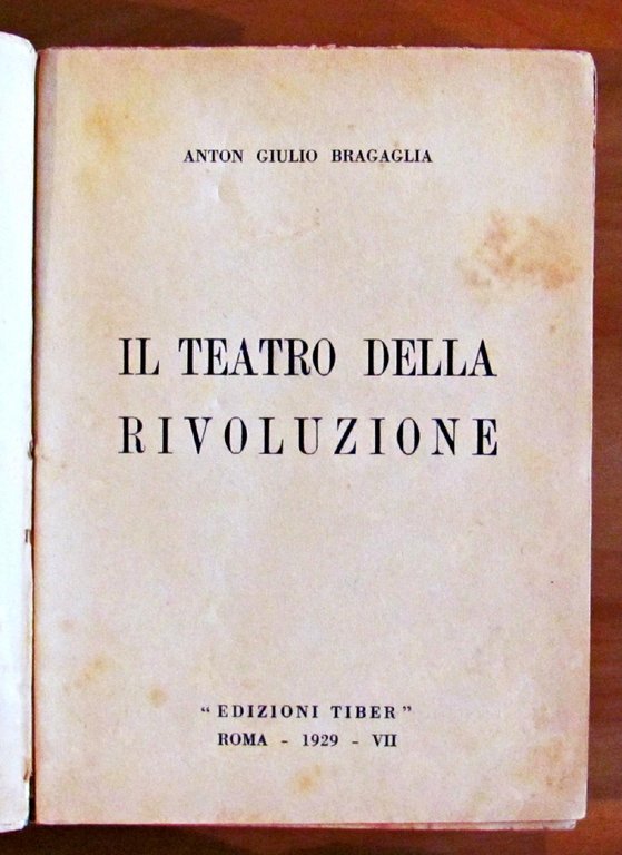 IL TEATRO DELLA RIVOLUZIONE