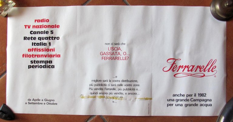 Manifesto Campagna Pubblicitaria 1982 - PINOCCHIO Liscia, Gassata o Ferrarelle?