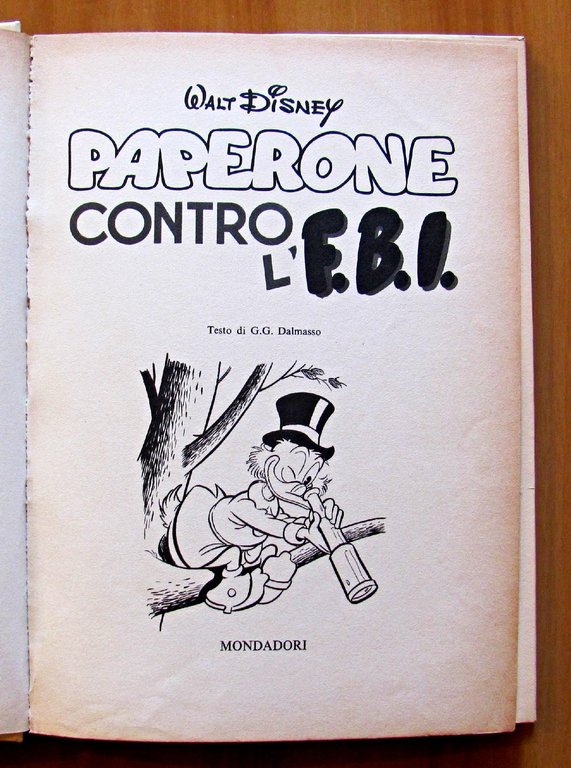 PAPERONE CONTRO L'F.B.I.