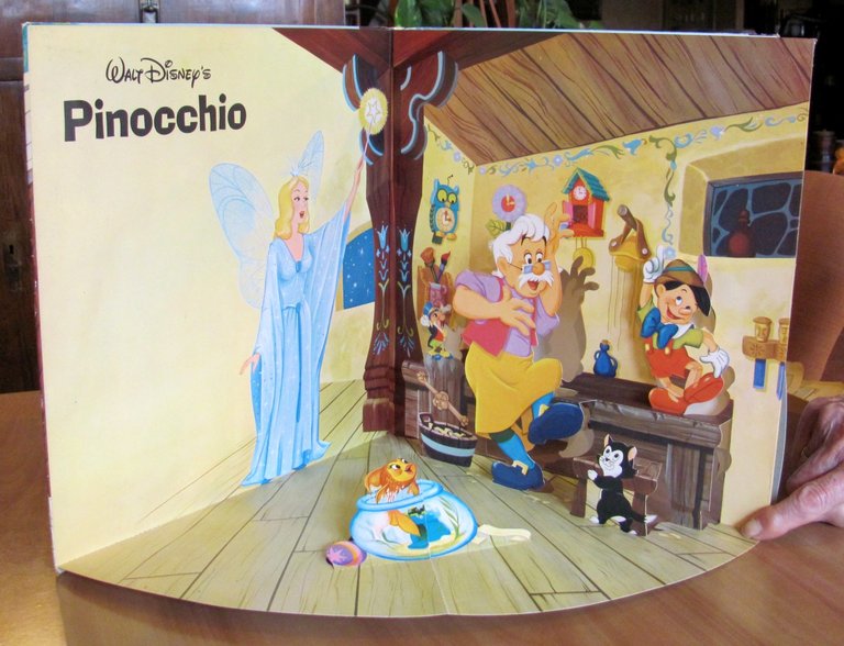 PINOCCHIO - Disneyrama con tavole a Pop-Up e Libro illustrato, … | Immagine Gallery 3