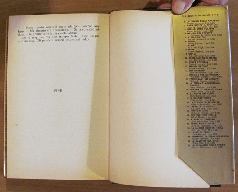 SCHIAVI DEGLI INVISIBILI - Cosmo Oro, I ed. 1978