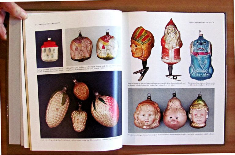 THE ENCYCLOPEDIA OF COLLECTIBLES - Children's Book to Comics