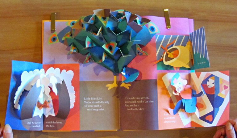 THE MOVABLE MOTHER GOOSE - Pop-Up