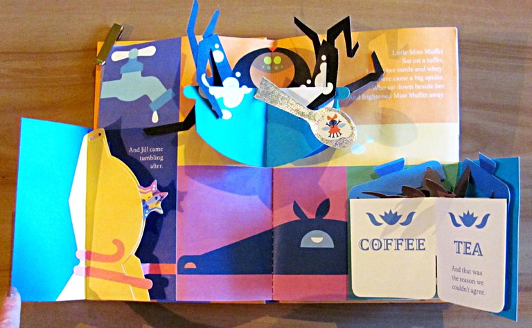 THE MOVABLE MOTHER GOOSE - Pop-Up