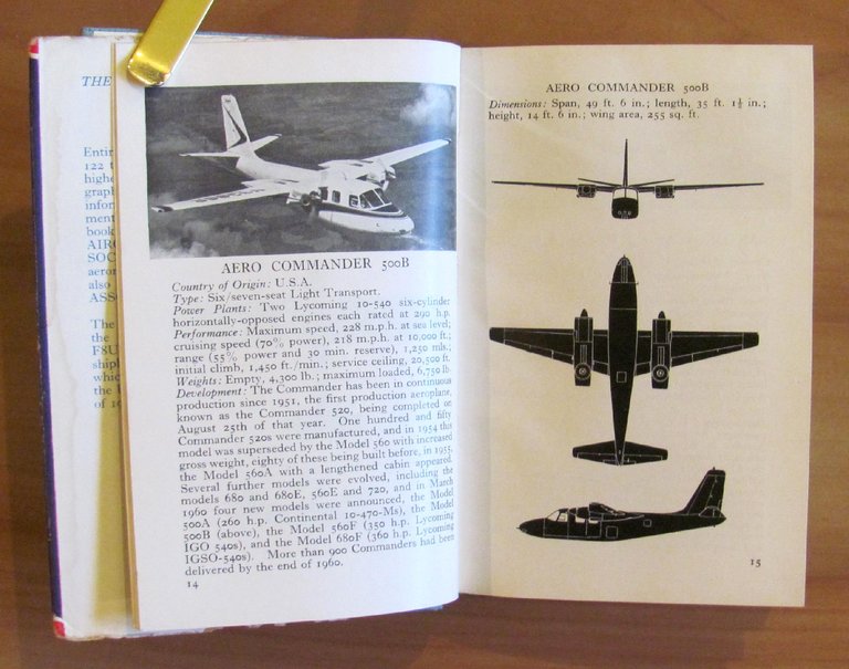 The Observer's Book of AIRCRAFT con 272 illustrazioni, I edizione …