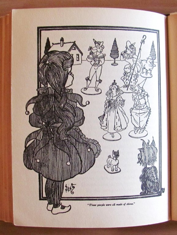 THE WIZARD OF OZ - WADDLE BOOK