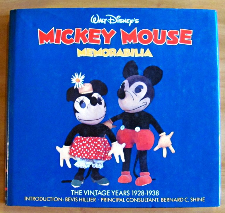 WALT DISNEY'S MICKEY MOUSE MEMORABILIA - The vintage years 1928-1938 | Immagine Gallery 1