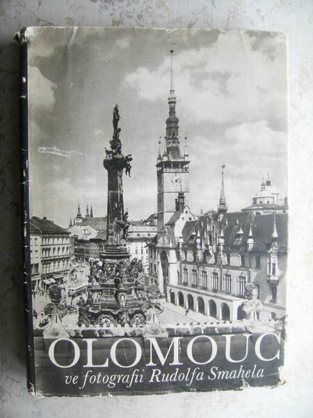 OLOMOUC VE FOTOGRAFII