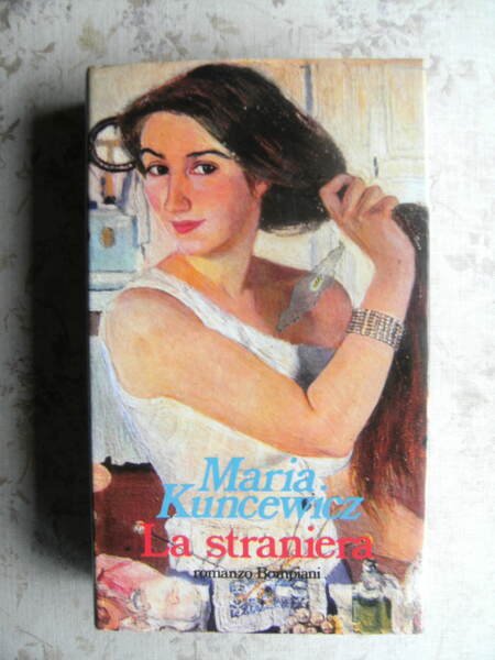 LA STRANIERA