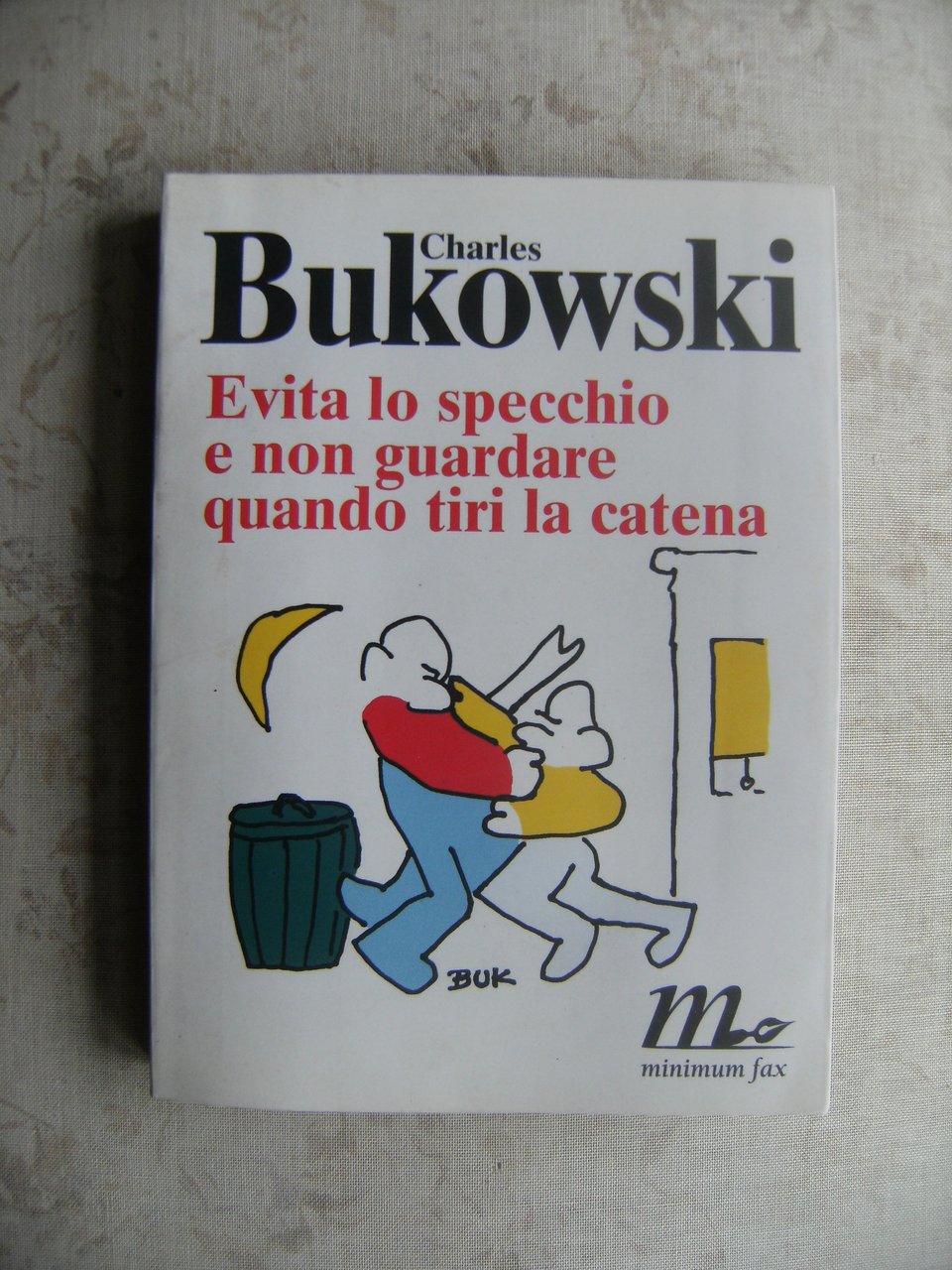 EVITA LO SPECCHIO E NON GUARDARE QUANDO TIRI LA CATENA | Immagine principale