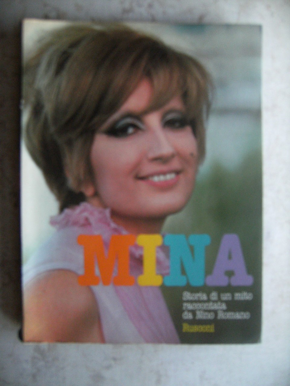 MINA. STORIA DI UN MITO