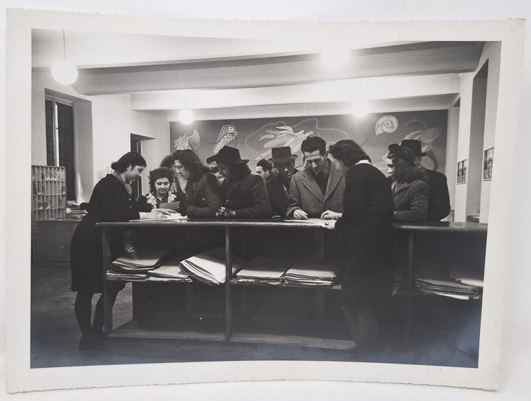 10 FOTOGRAFIE ORIGINALI DI UFFICI (presumibilmente di Torino) PRIMA E … | Immagine Gallery 3