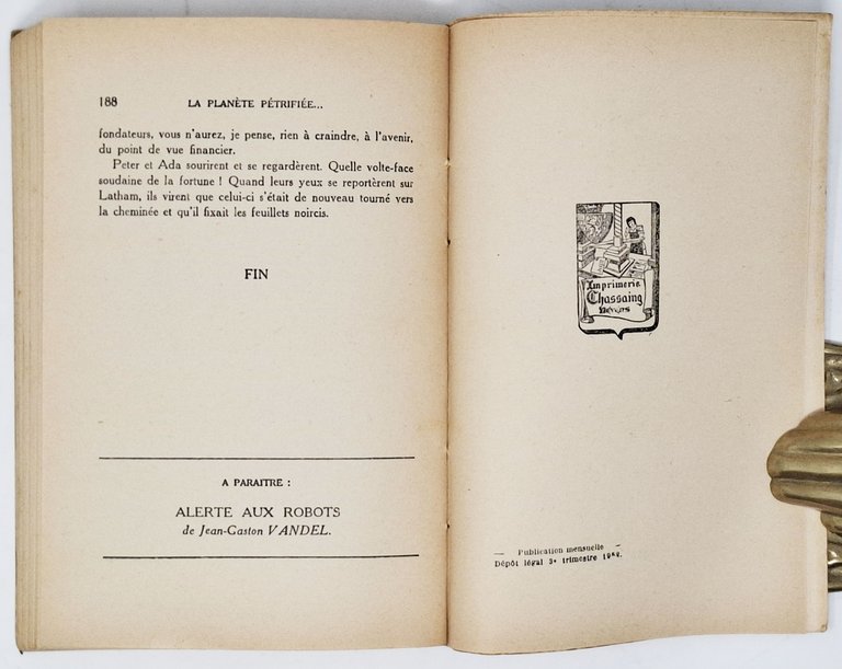 LA PLANETE PETRIFIEE (The petrified planet)