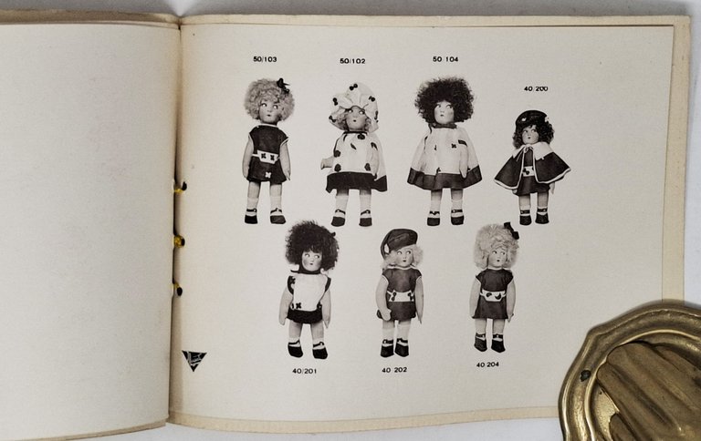 LA POUPEE MAGALI (catalogo della D. Giotti fabricant)
