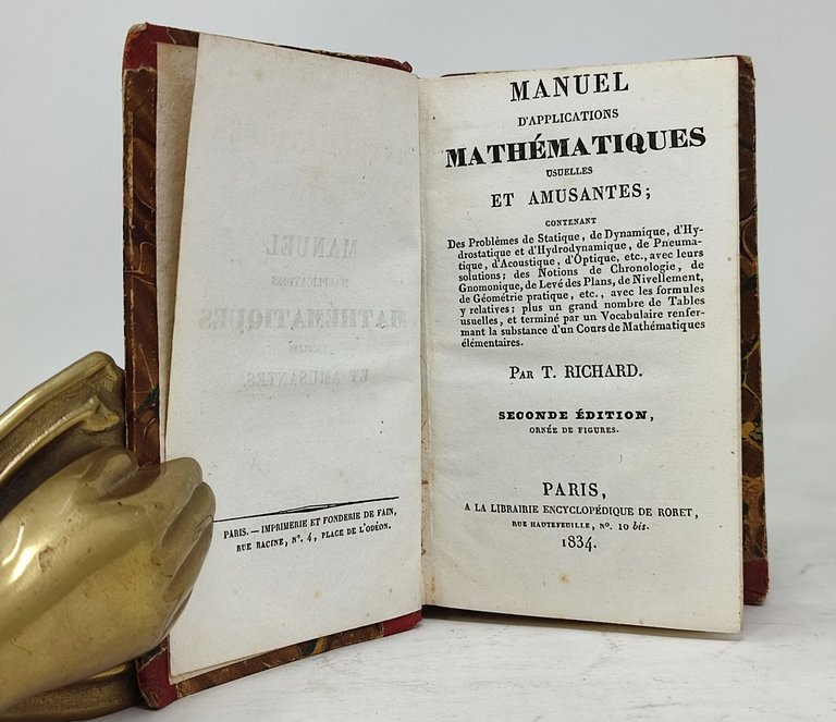 MANUEL D'APPLICATIONS MATHEMATIQUES USUELLES ET AMUSANTES