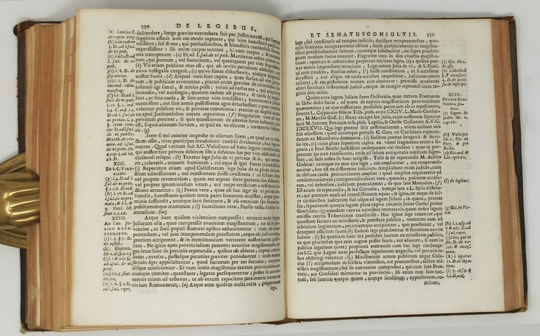ORIGINES JURIS CIVILIS LIBRI TRES AD CLEMENTEM XI. PONT. MAX …