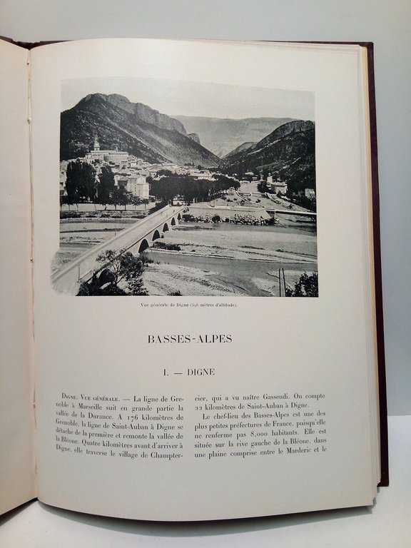 A la France. Sites et Monuments: LA PROVENCE (Bouches-du-Rhone, Vaucluse, …