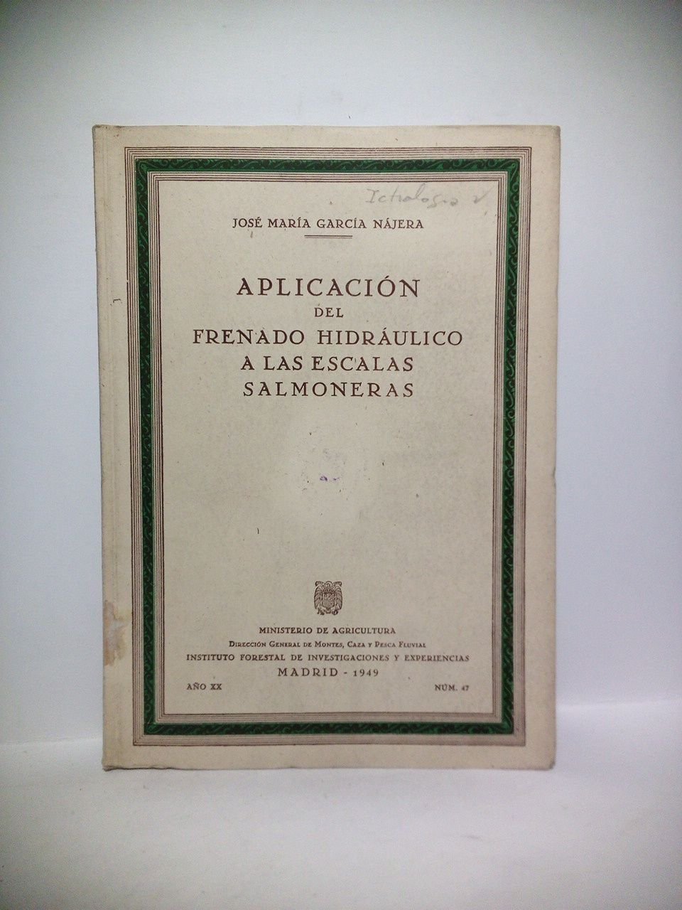Aplicación del frenado hidráulico en las escalas salmoneras. Estudio hidrodinámico …