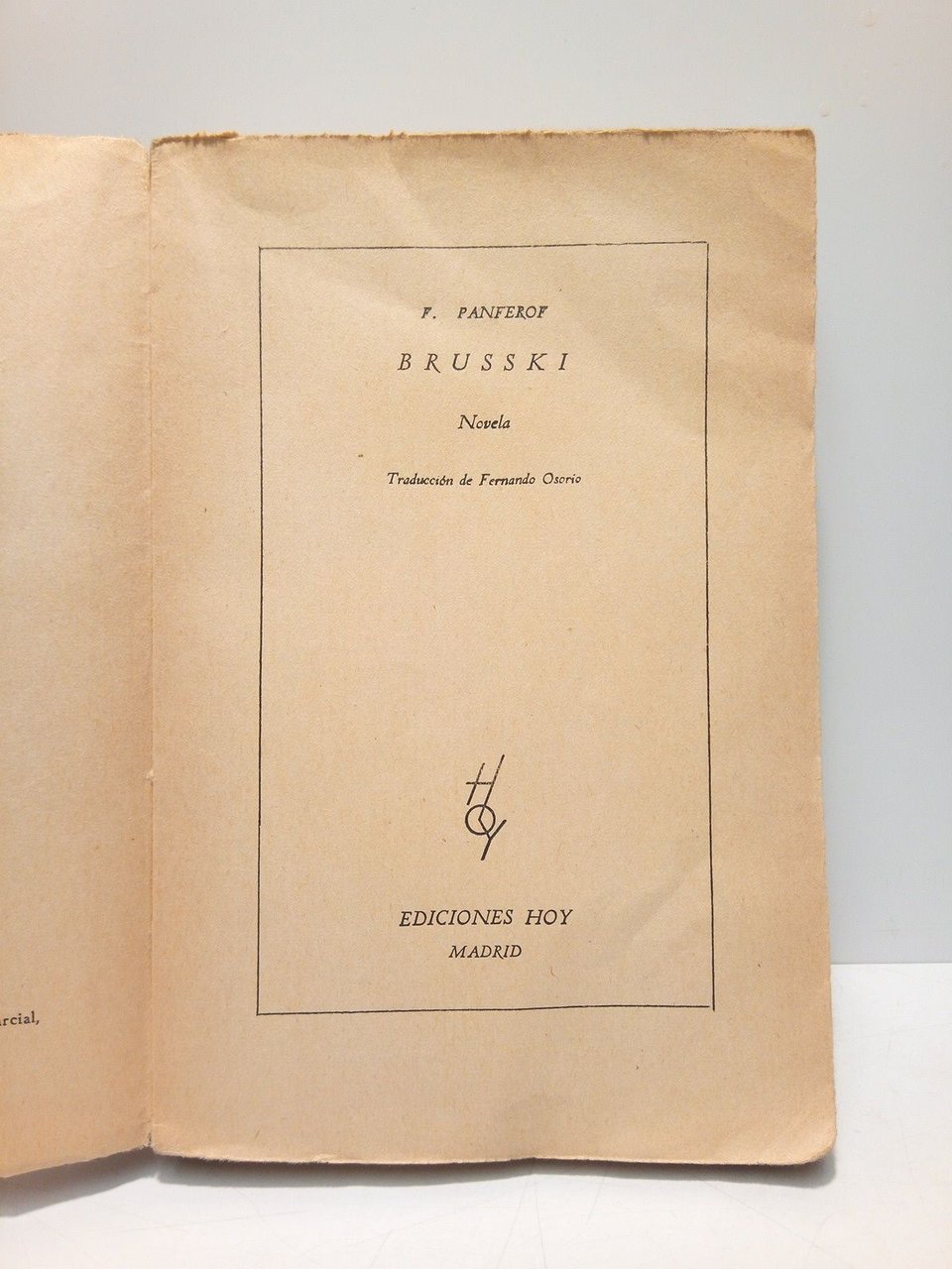 Brusski (Novela) / Traducción de Fernando Osorio