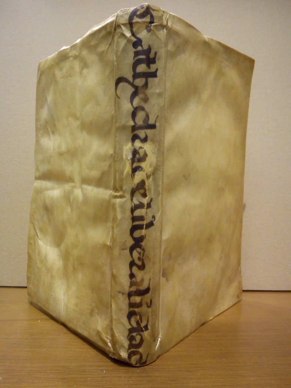 Cathedra de liberalidad, que el confessor lee, y el penitente … | Immagine principale