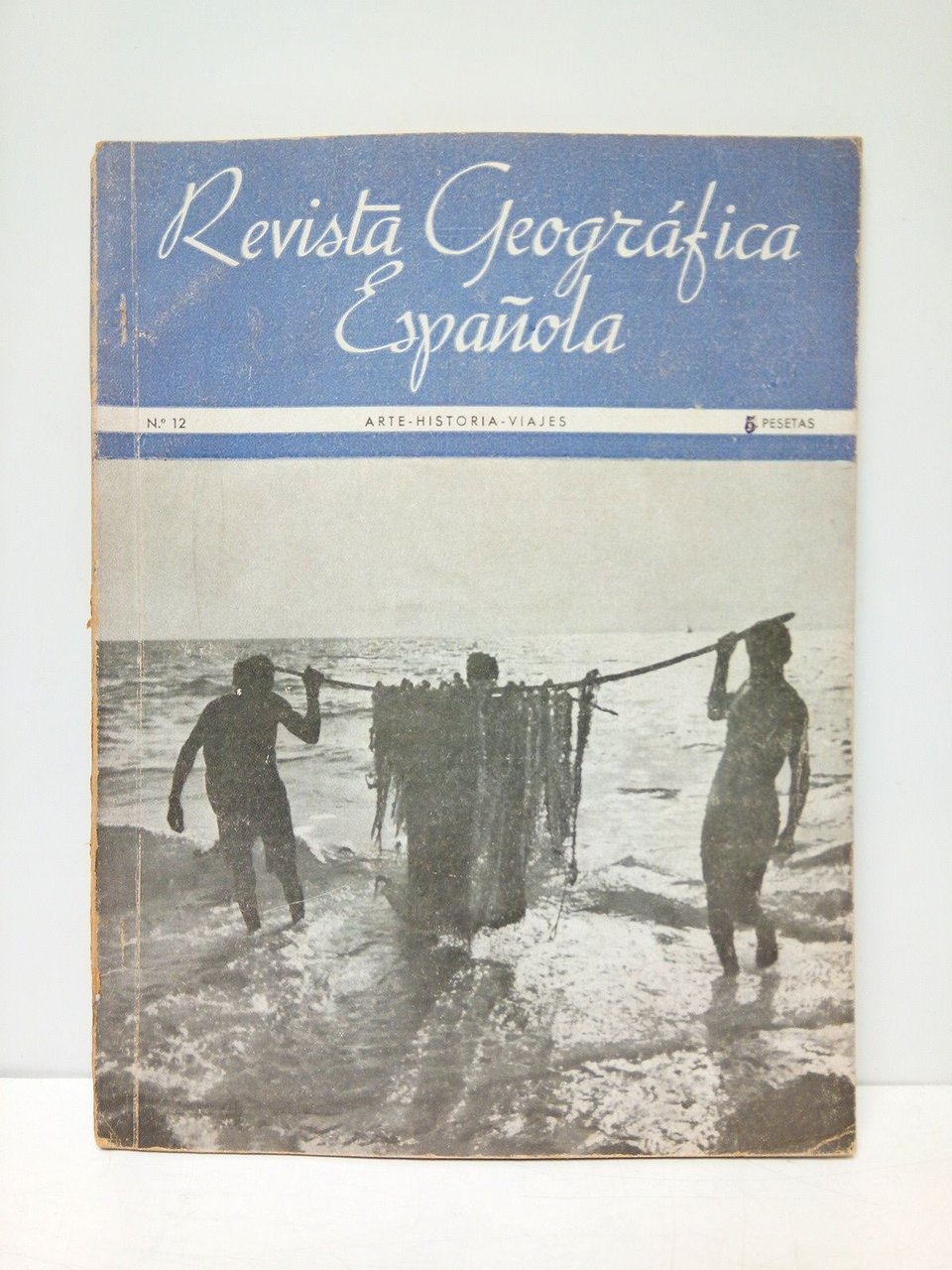 [CONTIENE]: Un monumento vivo: LA ALBERCA, por Lorenzo G. Iglesias; … | Immagine principale