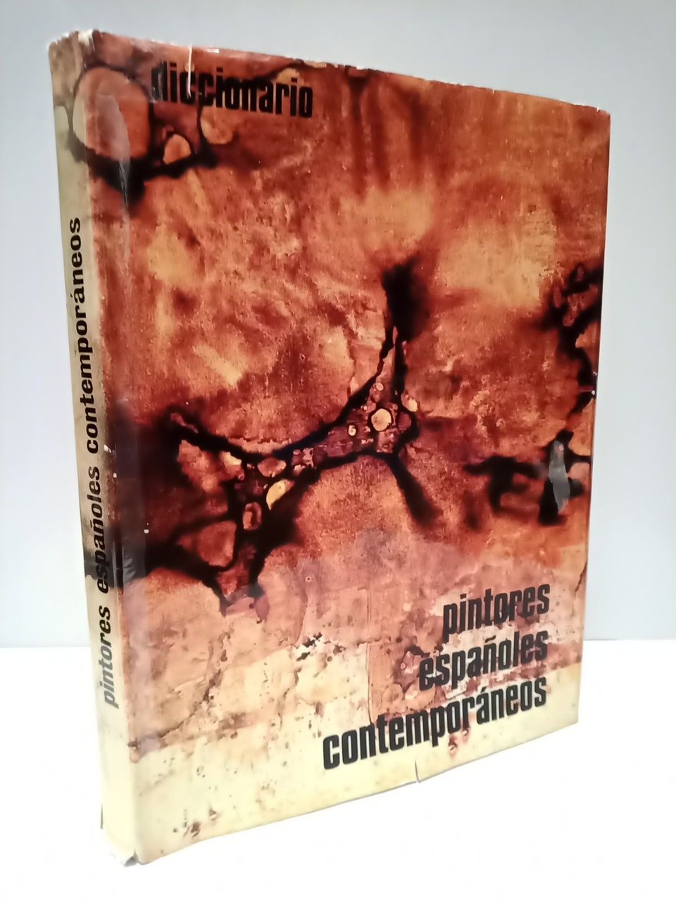 Diccionario [de] pintores españoles contemporáneos