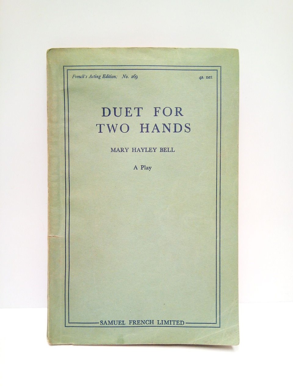 Duet for two hands. A Play in two acts