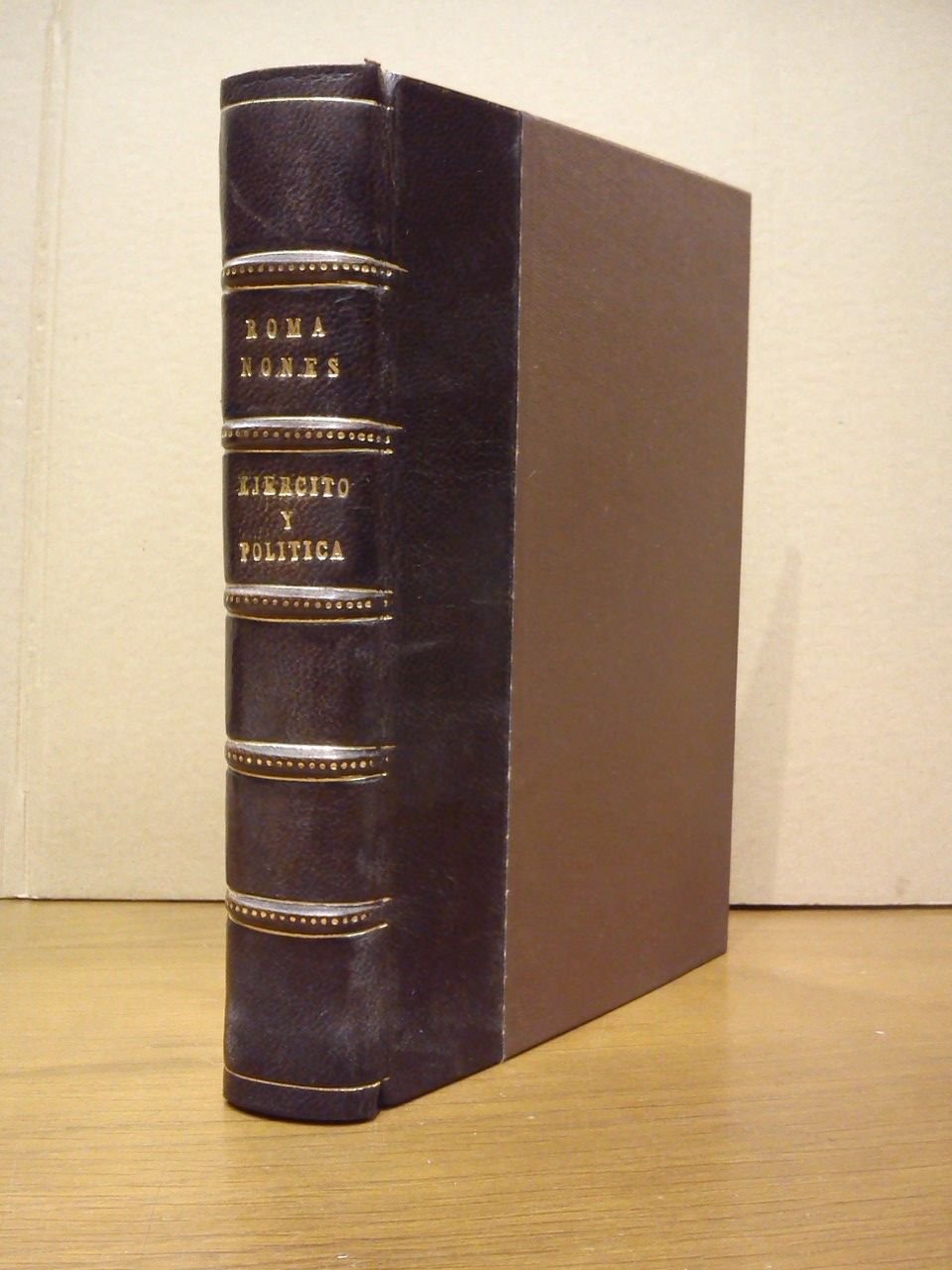 El ejército y la política: Apuntes sobre la organización militar …