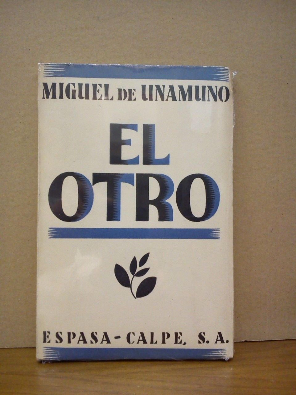 El Otro. (Misterio en tres jornadas y un epílogo)