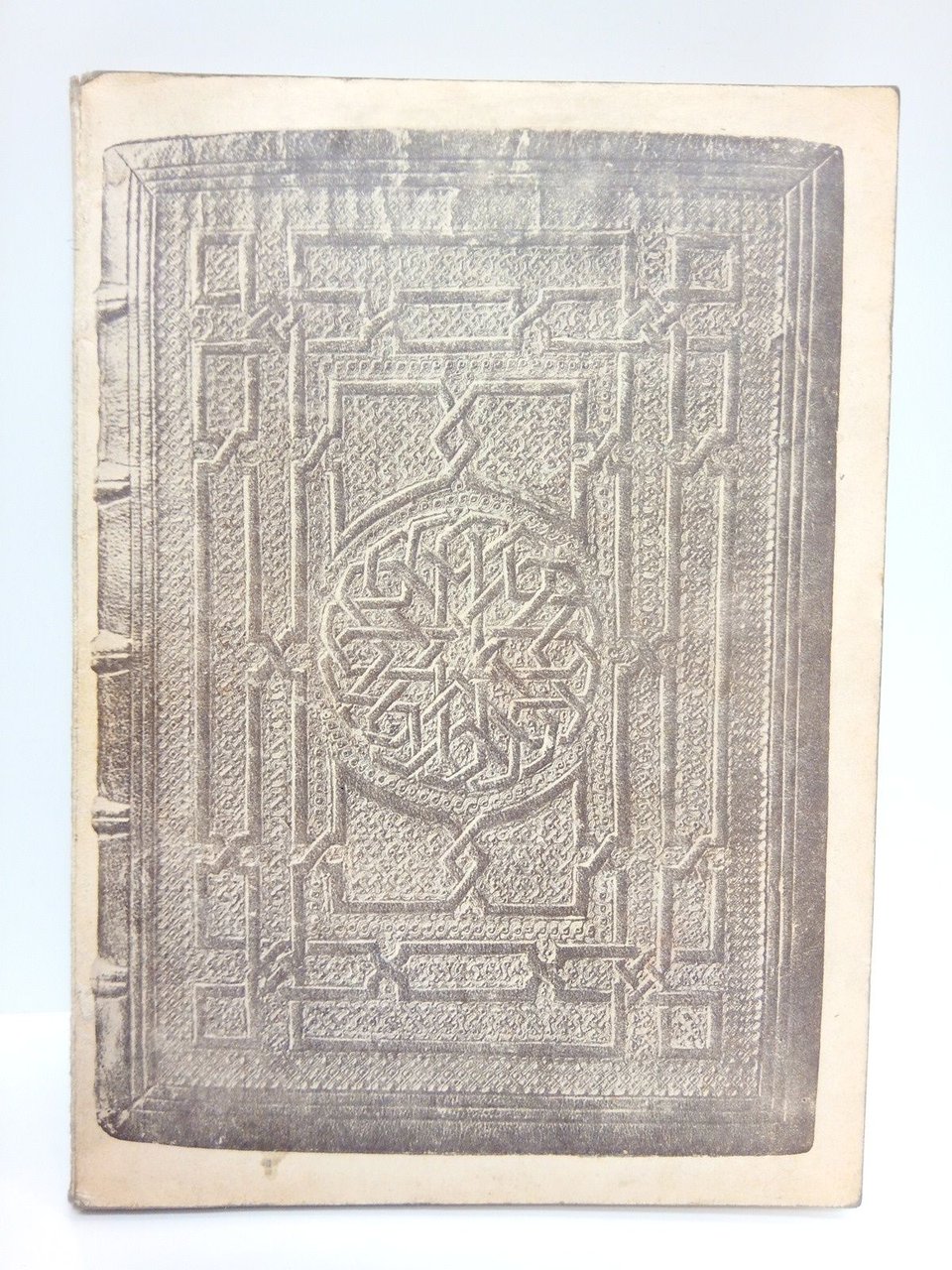 Exposición de encuadernaciones españoles siglos XIII al XIX. Catálogo - …