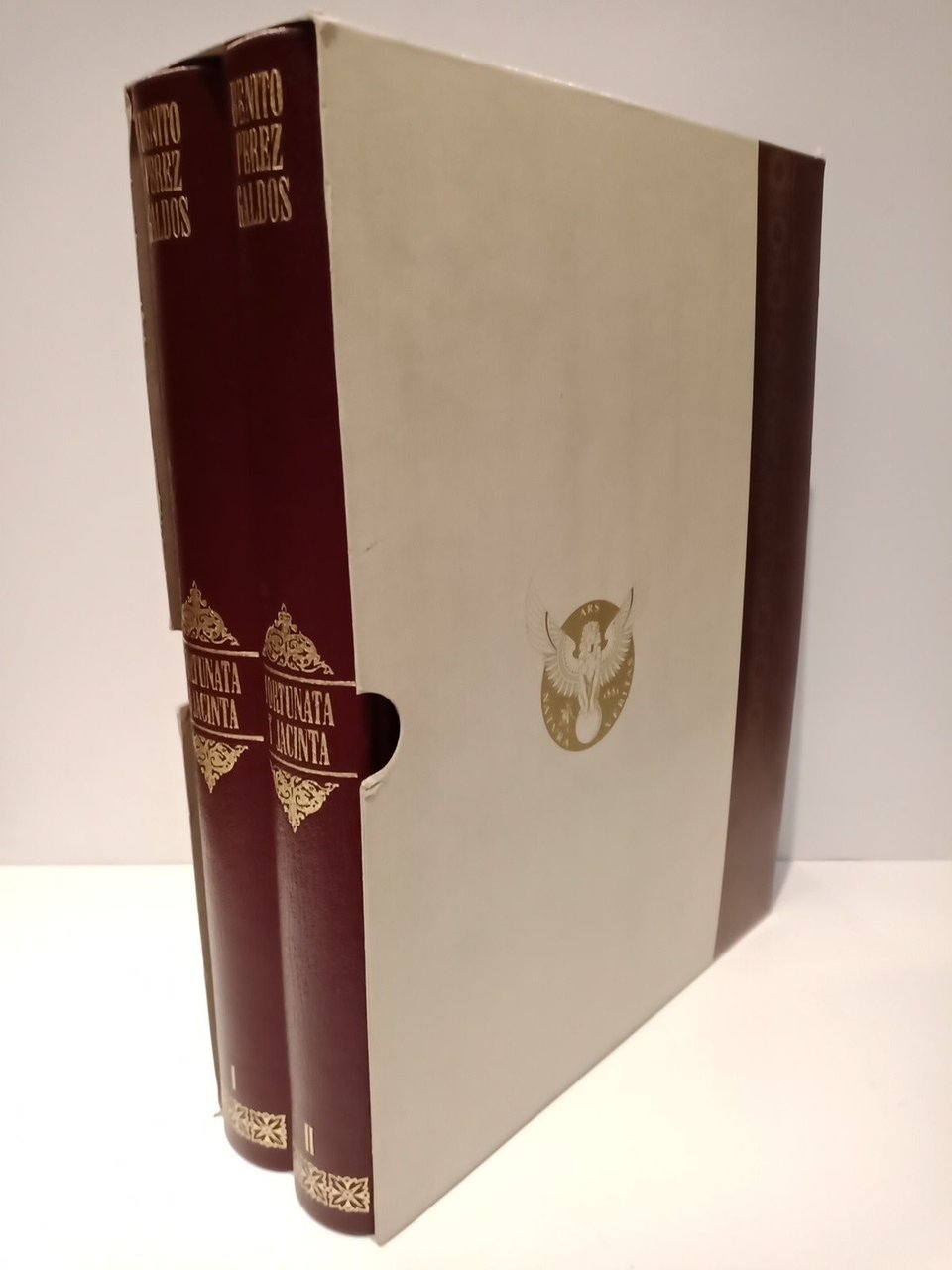 Fortunata y Jacinta: Dos historias de casadas / Estudio preliminar … | Immagine principale