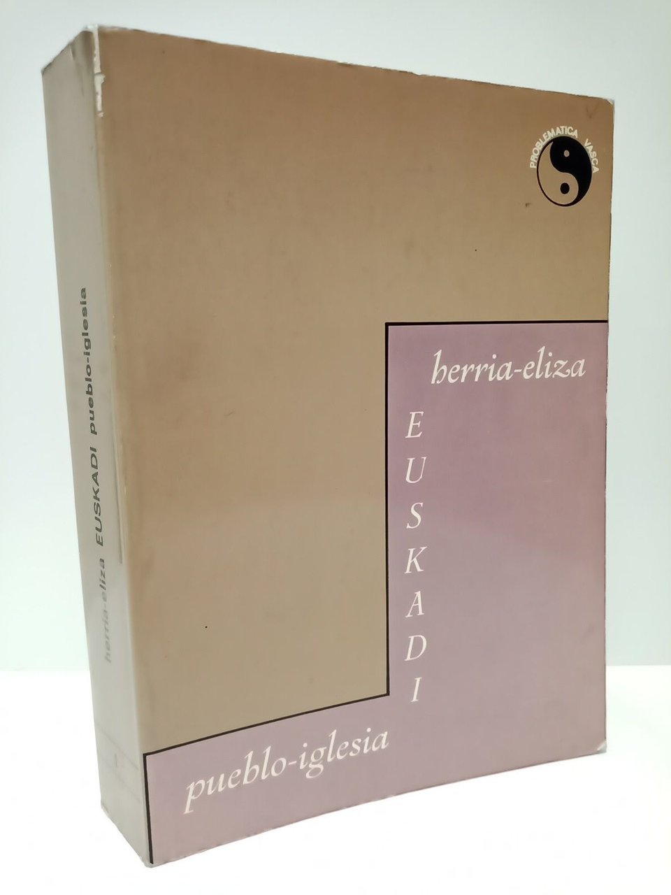Herria-eliza EUSKADI pueblo-iglesia: Problemática Vasca | Immagine principale