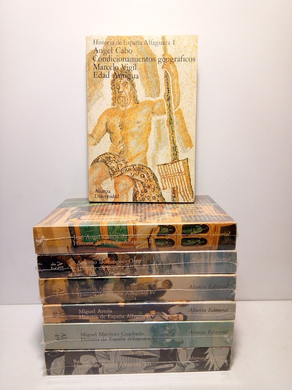 HISTORIA DE ESPAÑA ALFAGUARA / I: Condicionamientos geográficos. Edad Antigua, … | Immagine principale