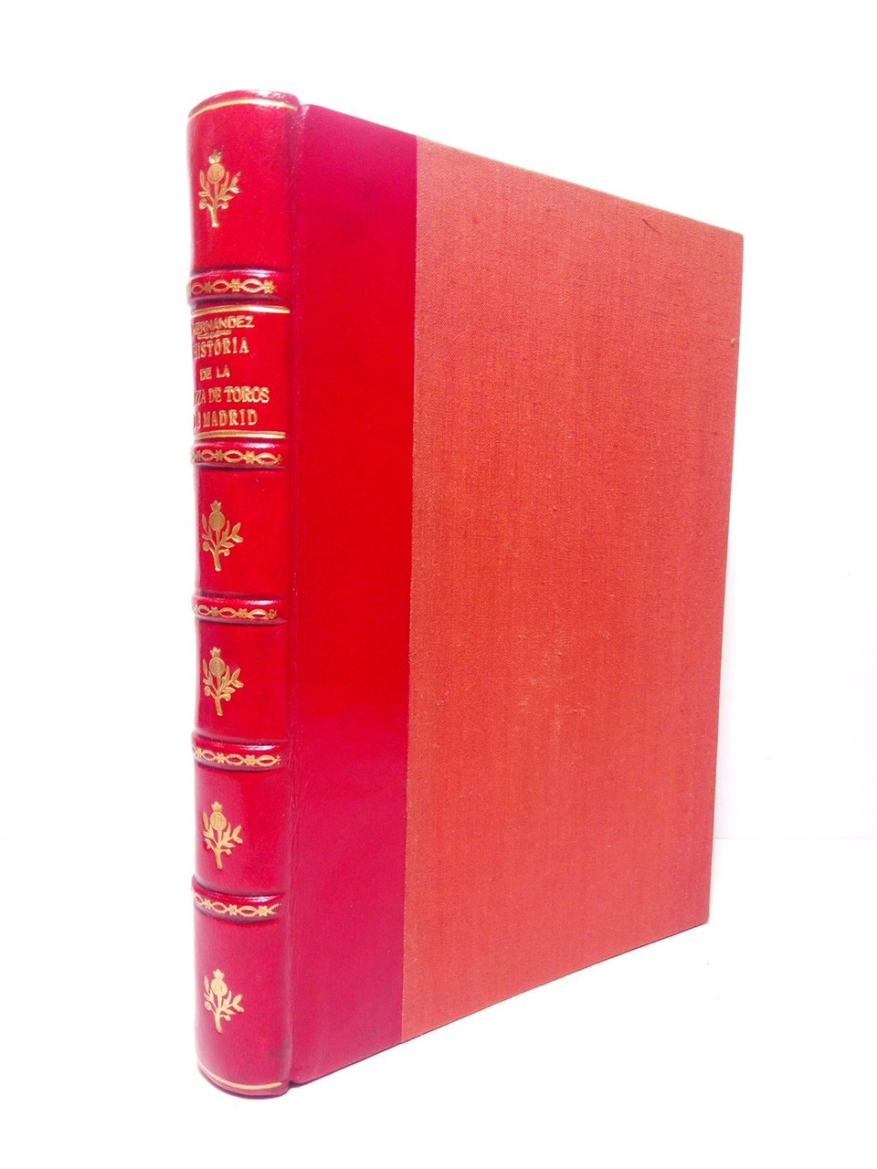 Historia de la plaza de toros de Madrid (1874-1934) / …