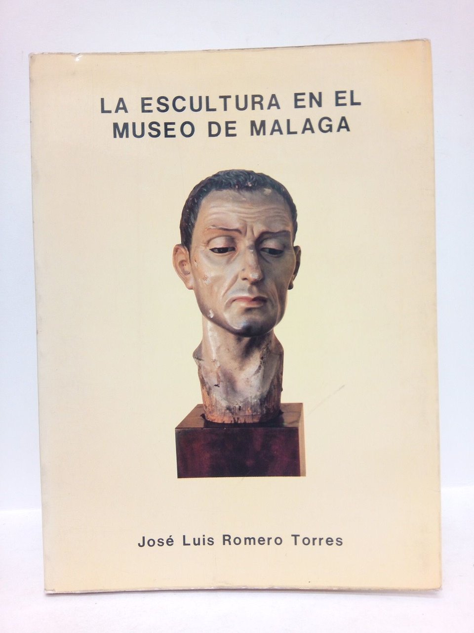 La escultura en el Museo de Málaga. (Siglos XIII-XX)