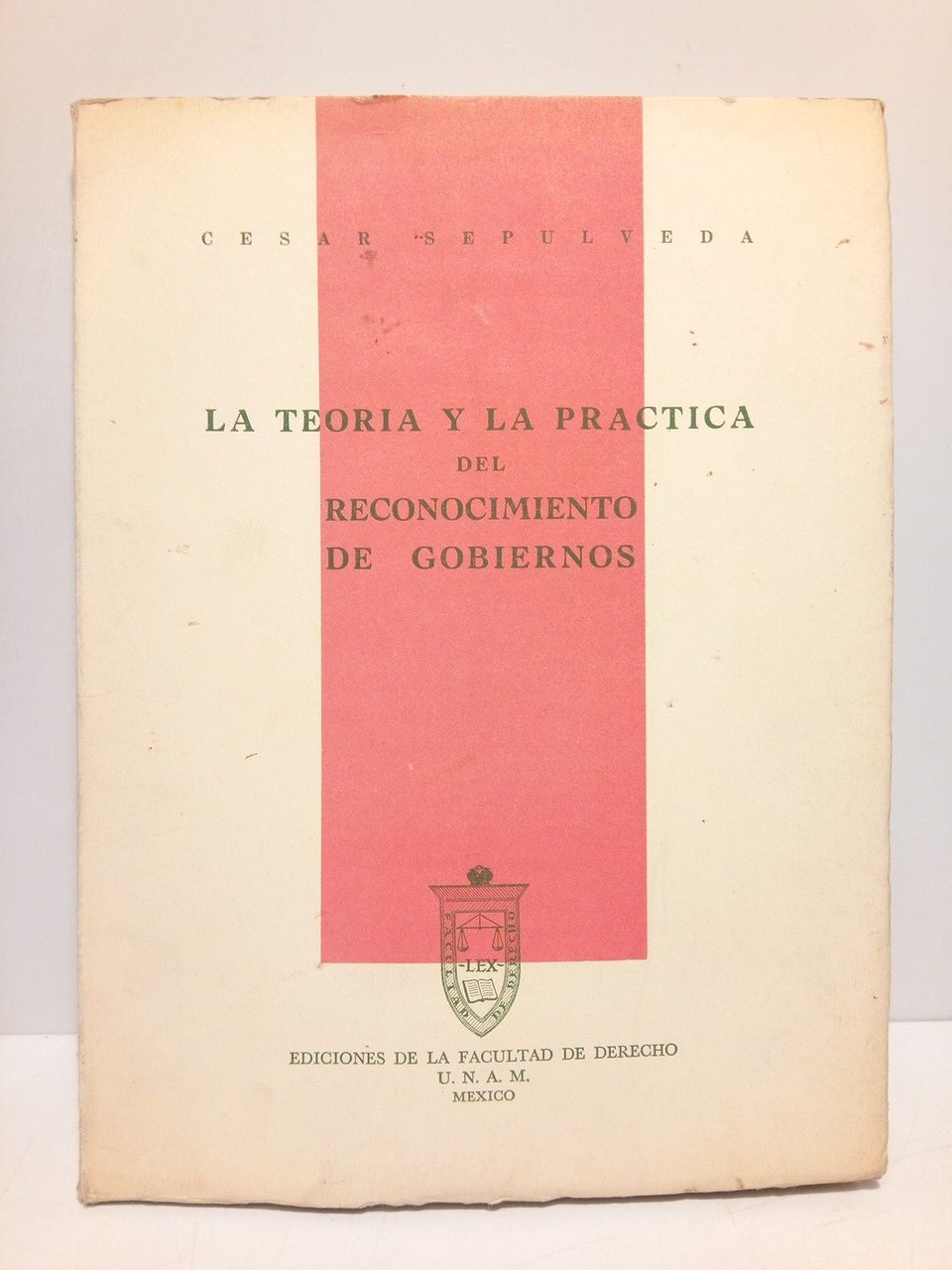 La teoría y la práctica del reconocimiento de gobiernos
