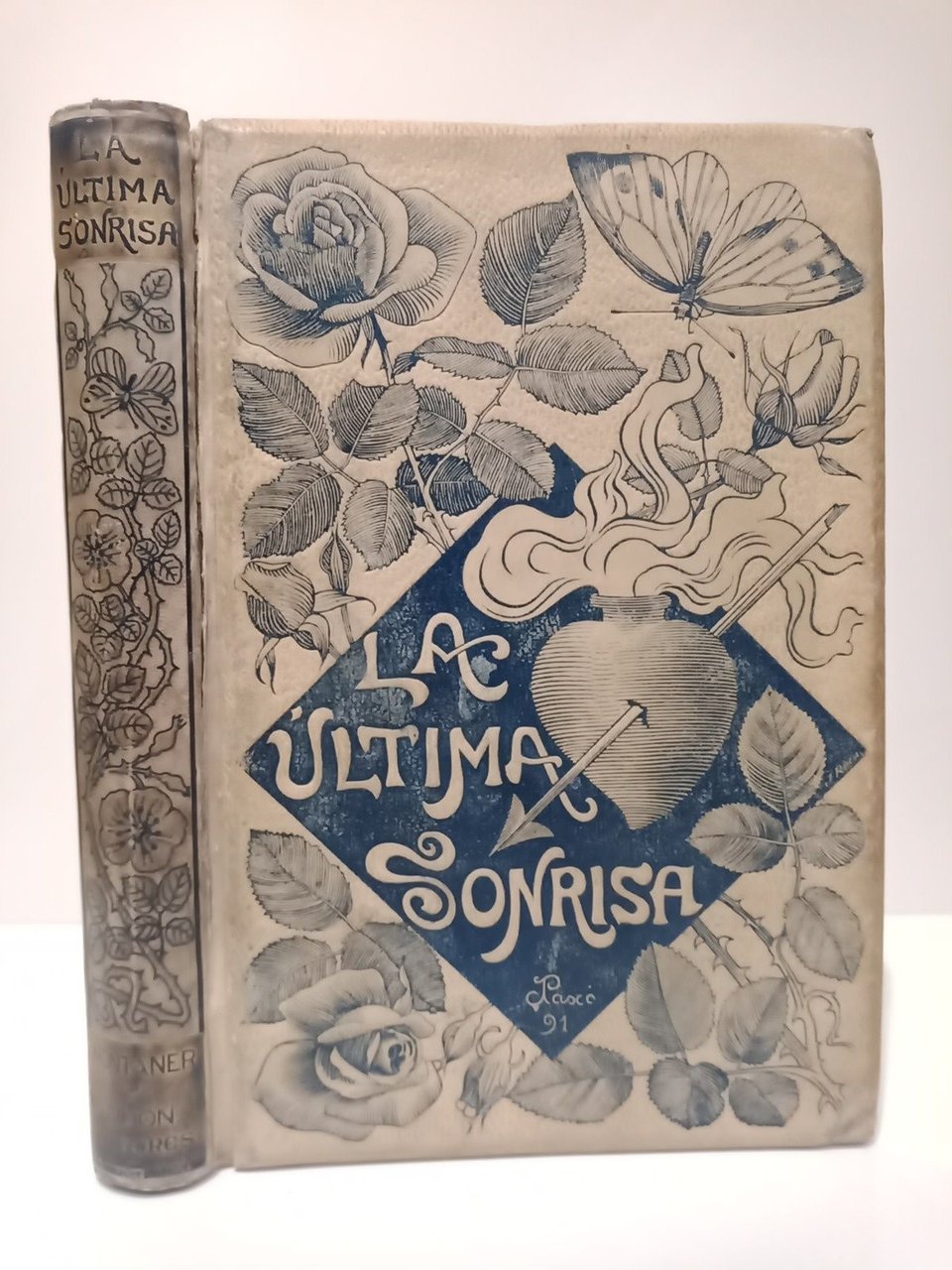 La última sonrisa. (Novela original) / Ilustrada por D. Alfredo …