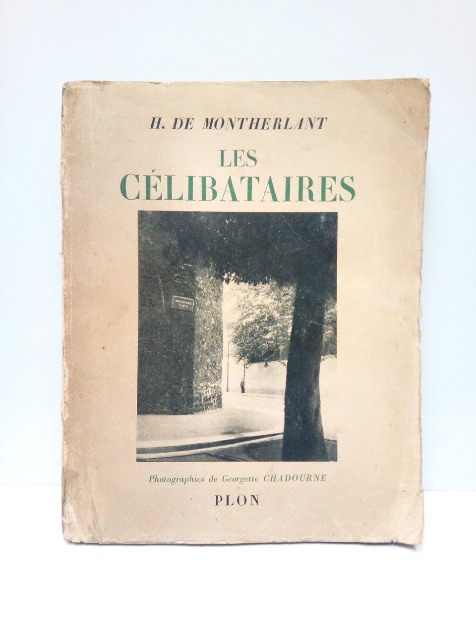 Les Célibataires / Photographies de Georgette Chadourne | Immagine principale