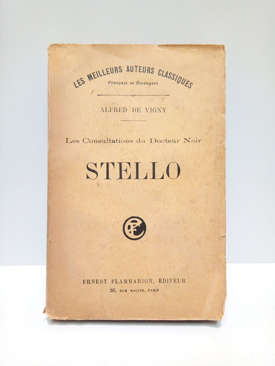 Les Consultations du Docteur-Noir: STELLO