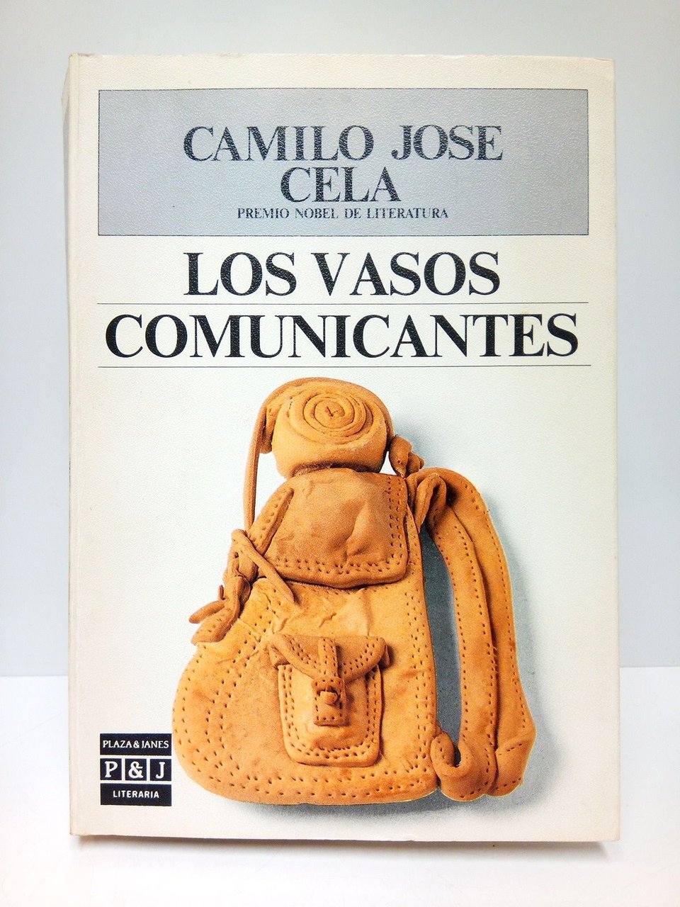 Los vasos comunicantes: Ensayos, verdades y libertades