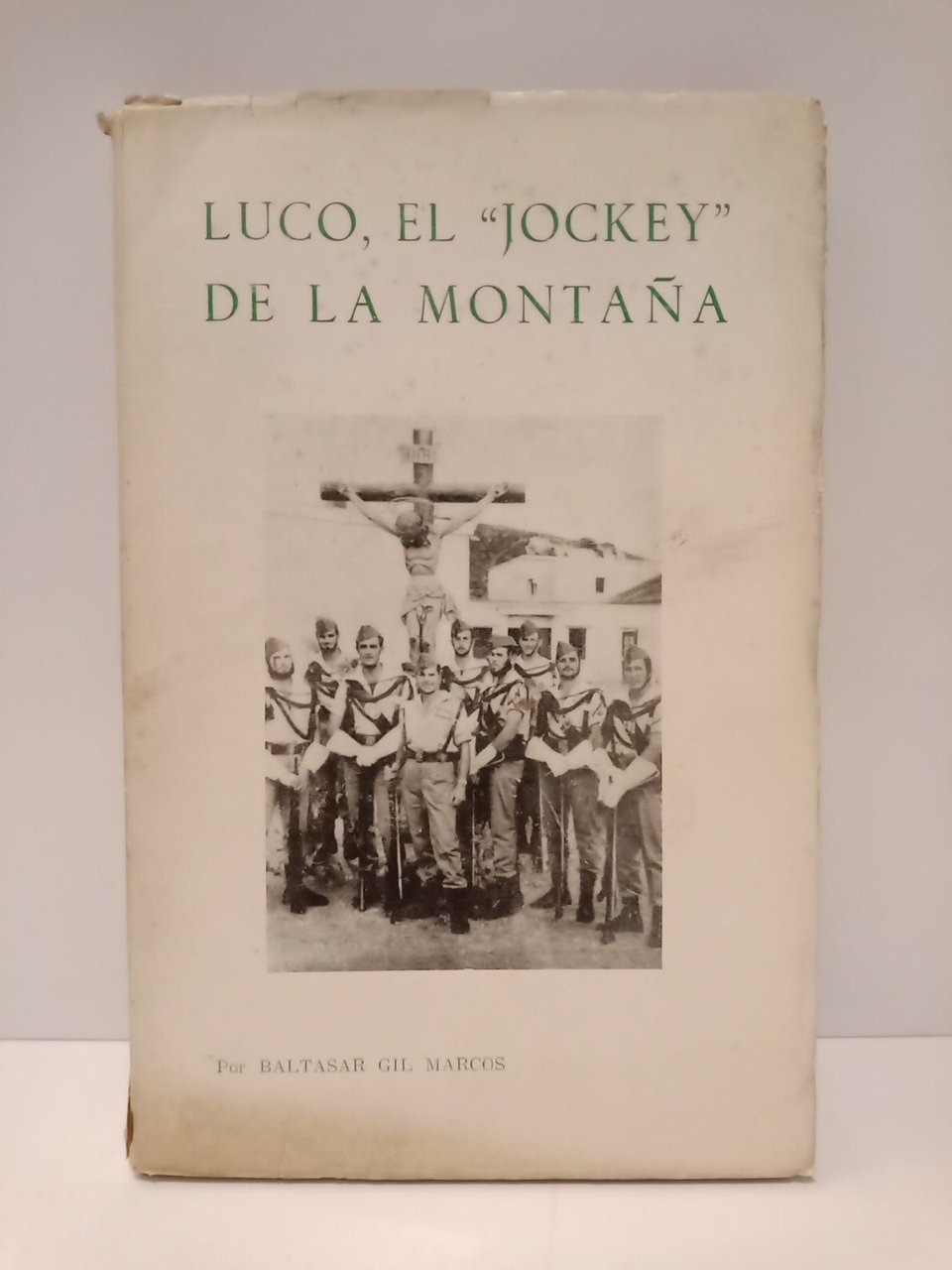 Luco, el "jockey" de la montaña. (Libro pro-raza). En dos …