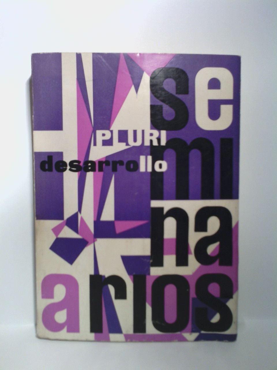 Monográfico dedicado a Pluridesarrollo político, social, económico