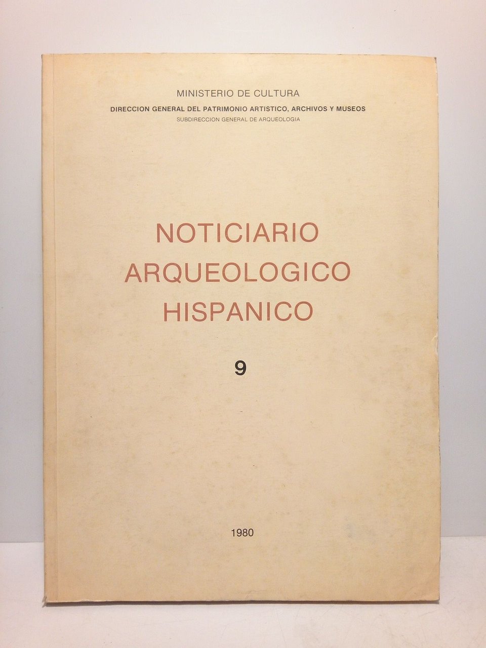 Noticiario Arqueológigo Hispánico. 9
