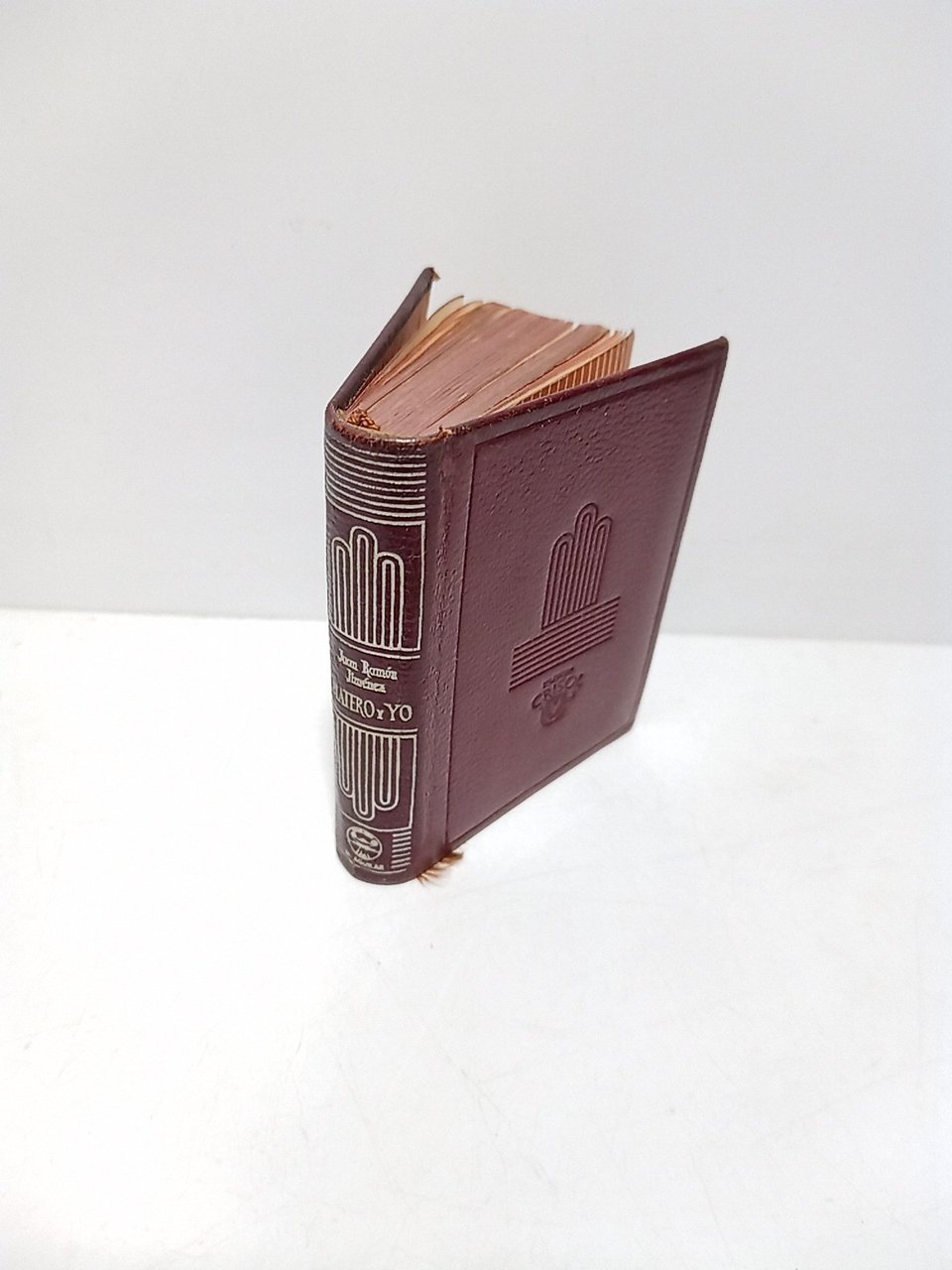 Platero y yo (Helegía andaluza) 1907-1916 / Con 50 ilustraciones …