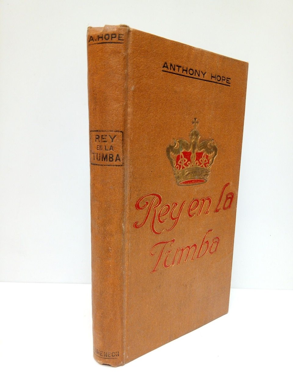 Rey en la tumba / Adaptación de A. Albert Torroellas