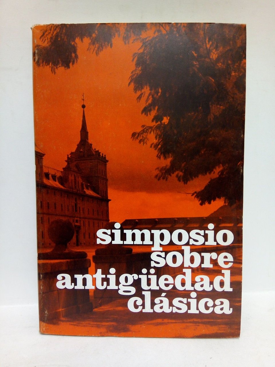 Simposio sobre la antigüedad clásica. (Valle de los Caidos, 1-3 … | Immagine principale